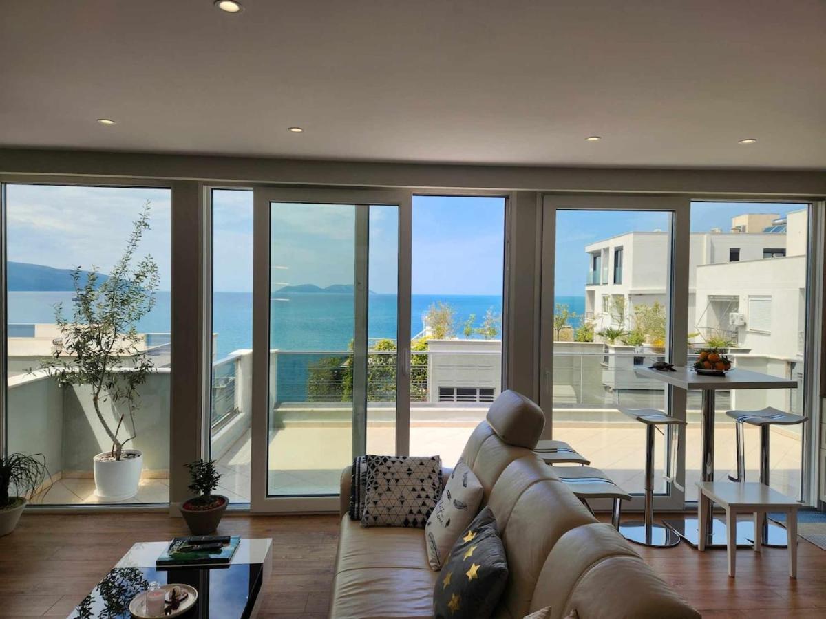 Breathtaking Sea-view Penthouse Apartament